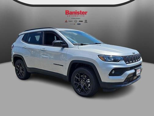 Silver Zynith Metallic Clearcoat 2026 Jeep Compass Sport