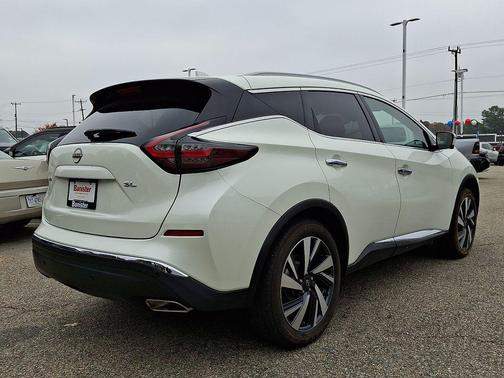 2023 Nissan Murano SL FWD