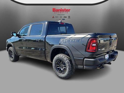 Diamond Black Crystal Pearlcoat 2026 RAM 1500 Rebel