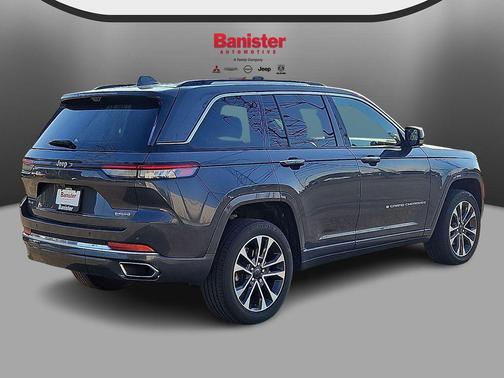 2022 Jeep Grand Cherokee Overland