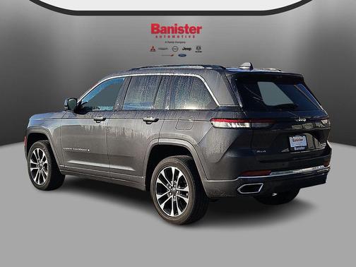 2022 Jeep Grand Cherokee Overland