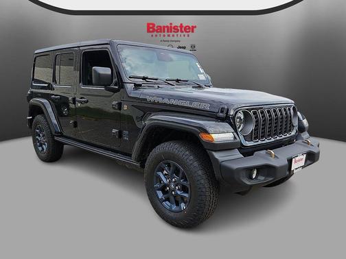 Black Clearcoat 2026 Jeep Wrangler 4-Door 85th Anniversary Edition