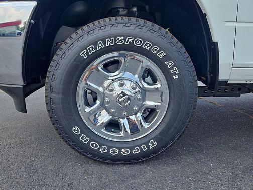 2024 RAM 2500 Tradesman Crew Cab 4x4 6'4' Box