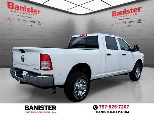 2024 RAM 2500 Tradesman Crew Cab 4x4 6'4' Box