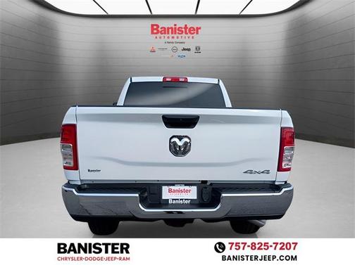 2024 RAM 2500 Tradesman Crew Cab 4x4 6'4' Box