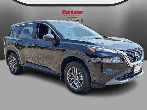 Super Black 2023 Nissan Rogue S