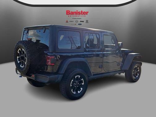 Black Clearcoat 2024 Jeep Wrangler 4xe Rubicon