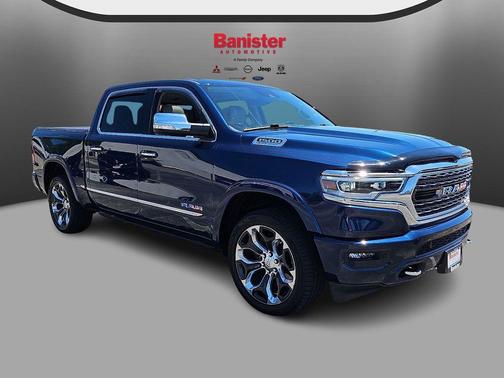 Patriot Blue Pearlcoat 2022 RAM 1500 Limited
