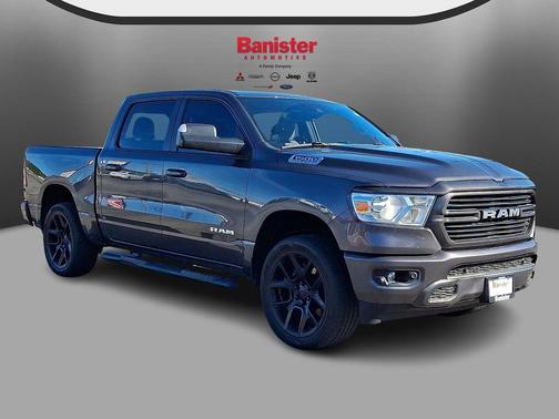 Granite Crystal Metallic Clearcoat 2021 RAM 1500 Big Horn/Lone Star