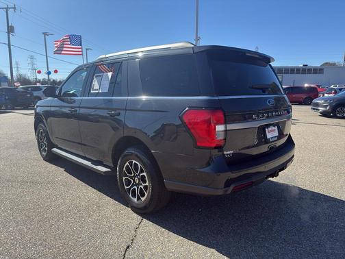 2022 Ford Expedition XLT