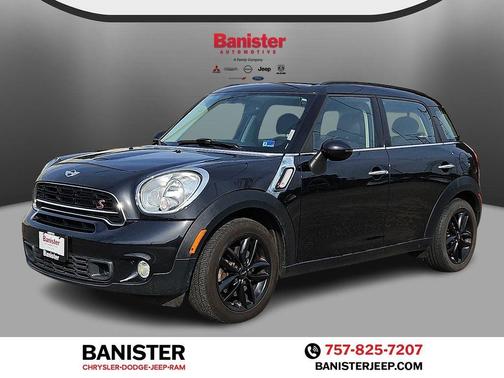 Absolute Black Metallic 2016 MINI Countryman Cooper S