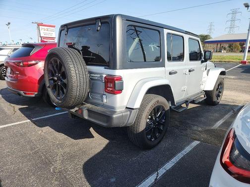 2023 Jeep Wrangler 4xe Sahara