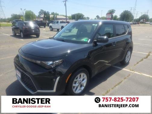 2023 Kia Soul LX