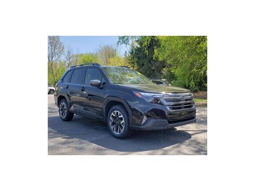 Crystal Black Silica 2025 Subaru Forester Premium