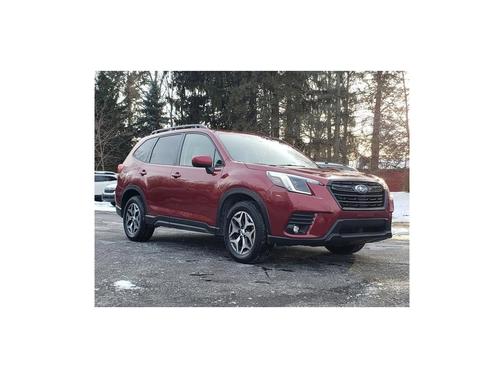 2024 Subaru Forester Premium