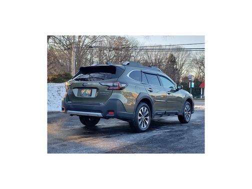 2023 Subaru Outback Touring