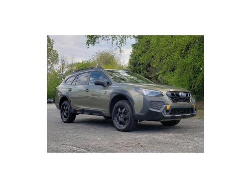Autumn Green Metallic 2025 Subaru Outback Wilderness