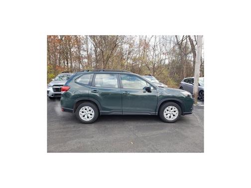 2023 Subaru Forester Base