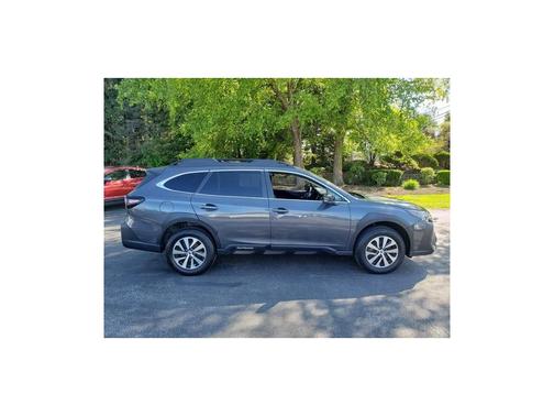 Magnetite Gray Metallic 2024 Subaru Outback Premium