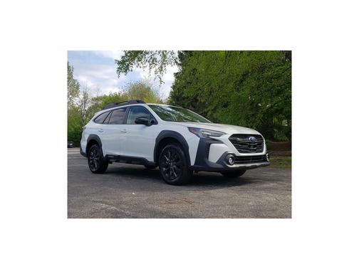 Crystal White Pearl 2025 Subaru Outback Onyx Edition