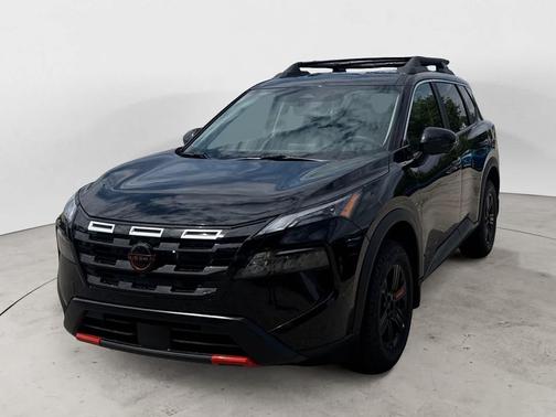 KH3/SUPER BLAC 2026 Nissan Rogue Rock Creek