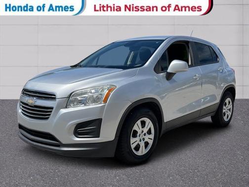 Photo 1 of 27 of 2015 Chevrolet Trax 1LS