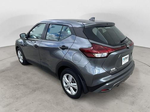 2023 Nissan Kicks S