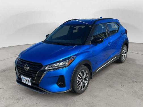 2021 Nissan Kicks SR