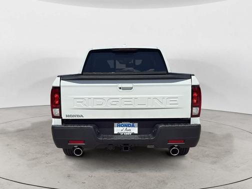 Platinum White Pearl 2026 Honda Ridgeline RTL