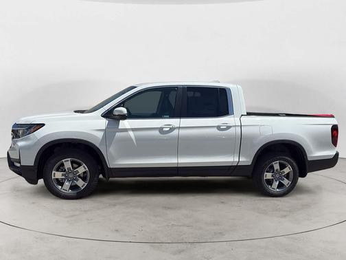 Platinum White Pearl 2026 Honda Ridgeline RTL