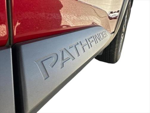 2022 Nissan Pathfinder SV 4WD