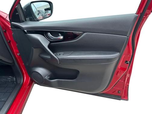 2018 Nissan Rogue Sport SV