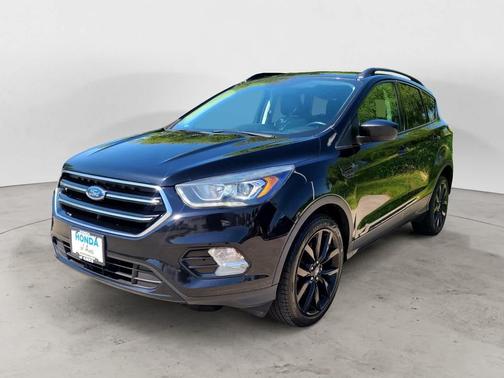 Shadow Black 2017 Ford Escape SE