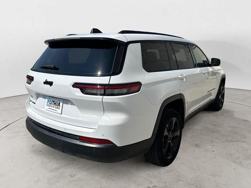 2022 Jeep Grand Cherokee L Altitude