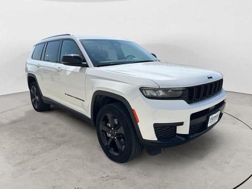 2022 Jeep Grand Cherokee L Altitude