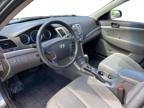 2010 Hyundai SONATA GLS