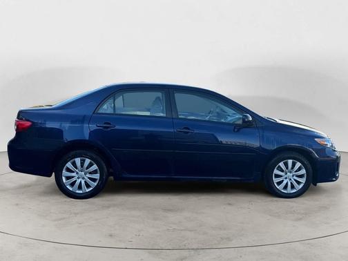 2012 Toyota Corolla LE