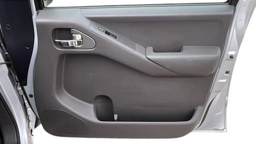 2011 Nissan Frontier SV