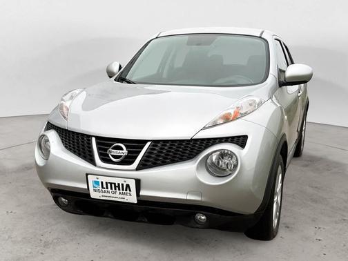 SIL/Silver 2013 Nissan Juke SL