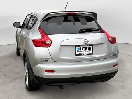 SIL/Silver 2013 Nissan Juke SL