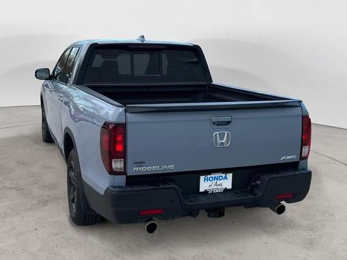2023 Honda Ridgeline Black