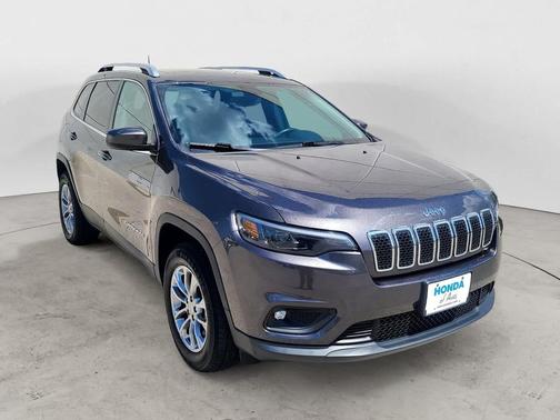 Granite Crystal Metallic Clearcoat 2019 Jeep Cherokee Latitude Plus