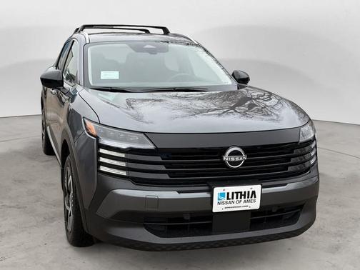KAD/GUN METALL 2026 Nissan Kicks SV