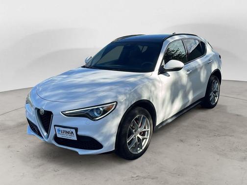 2018 Alfa Romeo Stelvio Ti Sport