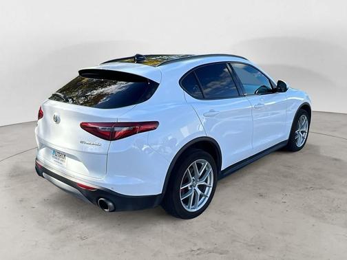 2018 Alfa Romeo Stelvio Ti Sport