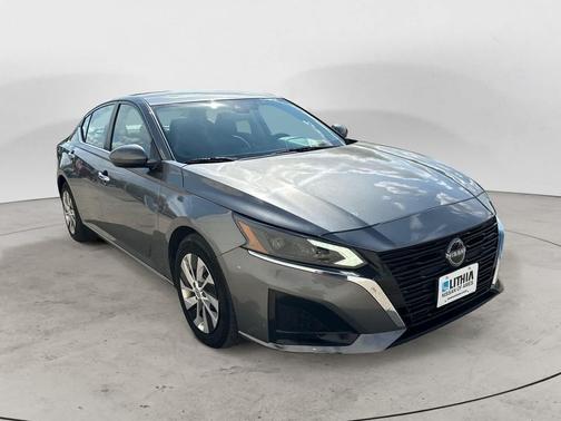 2023 Nissan Altima S FWD