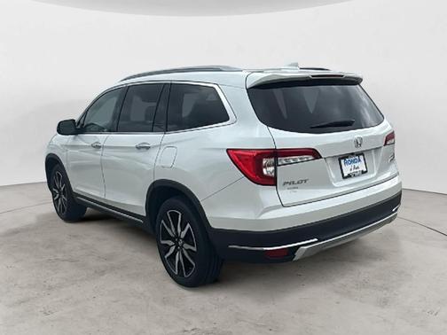 2022 Honda Pilot AWD Elite