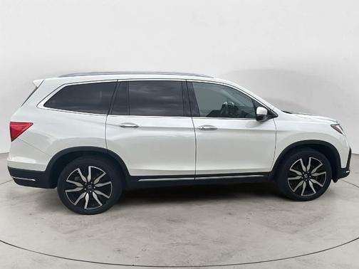 2022 Honda Pilot AWD Elite
