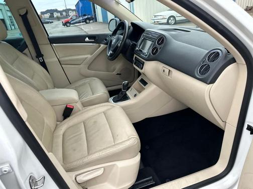 2012 Volkswagen Tiguan SEL