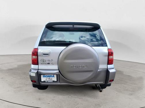 Titanium Metallic 2005 Toyota RAV4 Base
